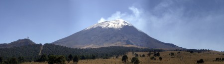 PopocatÃ©petl Volcano Mountain in Mexico - 5,426 m (17,802 ft)